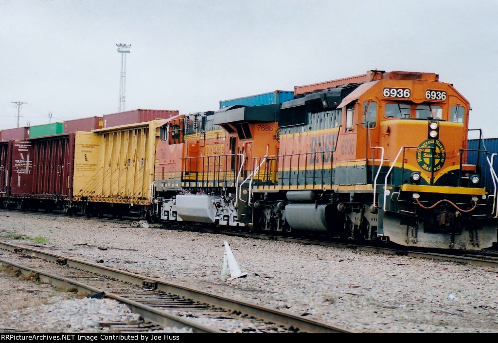 BNSF 6936 West